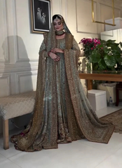 18 Regal Elegance in Teal & Antique Gold