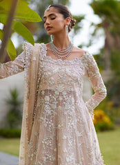 Dreamy Pale Pink Bridal Ensemble – Handcrafted with Elegance