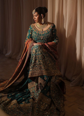 18 Emerald Glow of Elegance