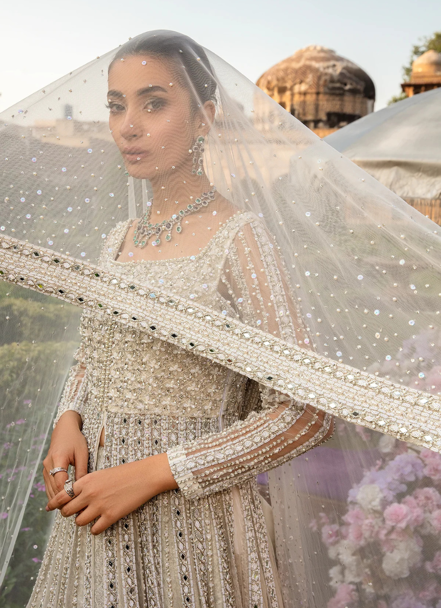 16 Pearl Elegance Silver Bridal Kalidaar