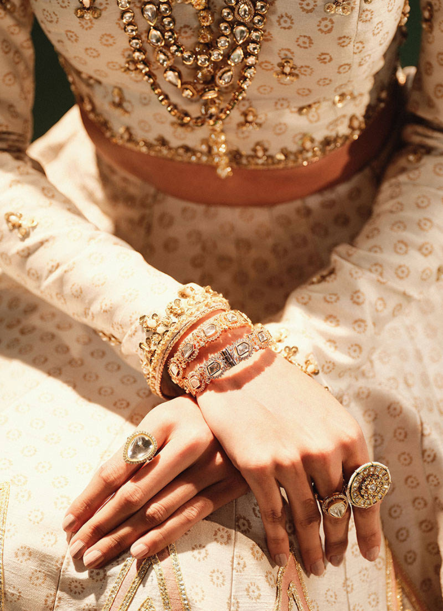 16 Ivory Bridal Lehenga with Geometric Patterns and Traditional Red Dupatta